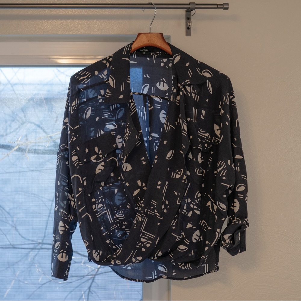 Funktional silk blouse